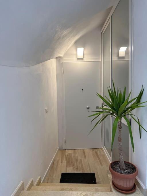Mediterranean House Бари Екстериор снимка